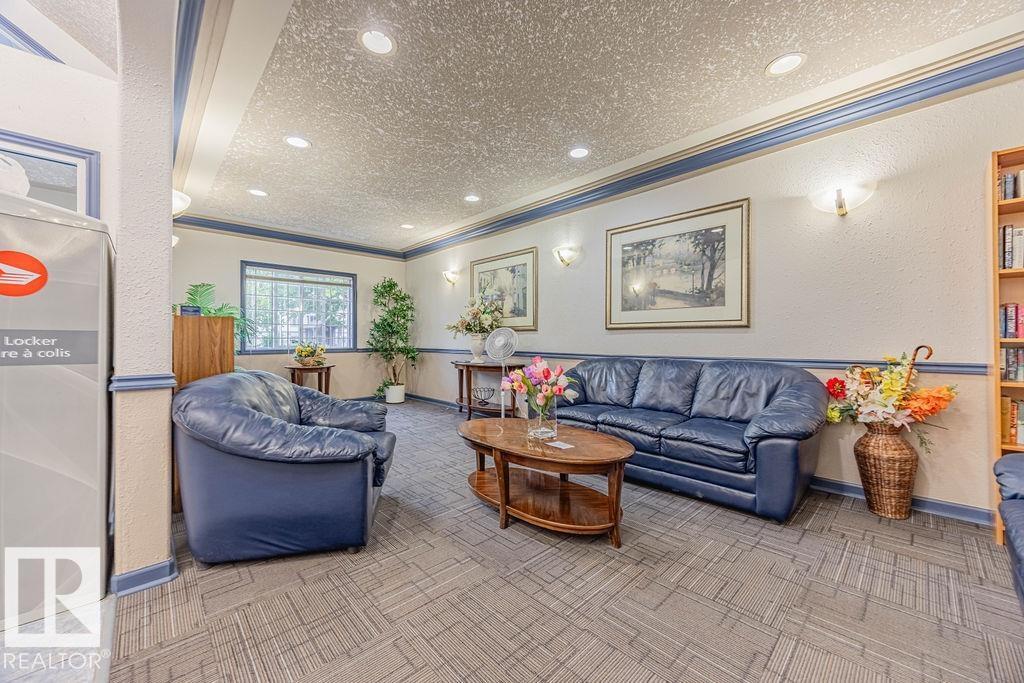 #314 16303 95 ST NW - 35