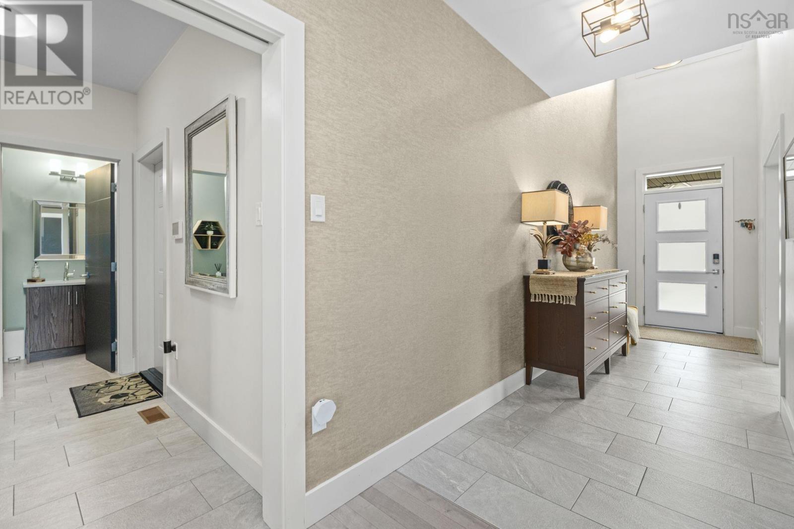 4 Crownridge Drive - 14