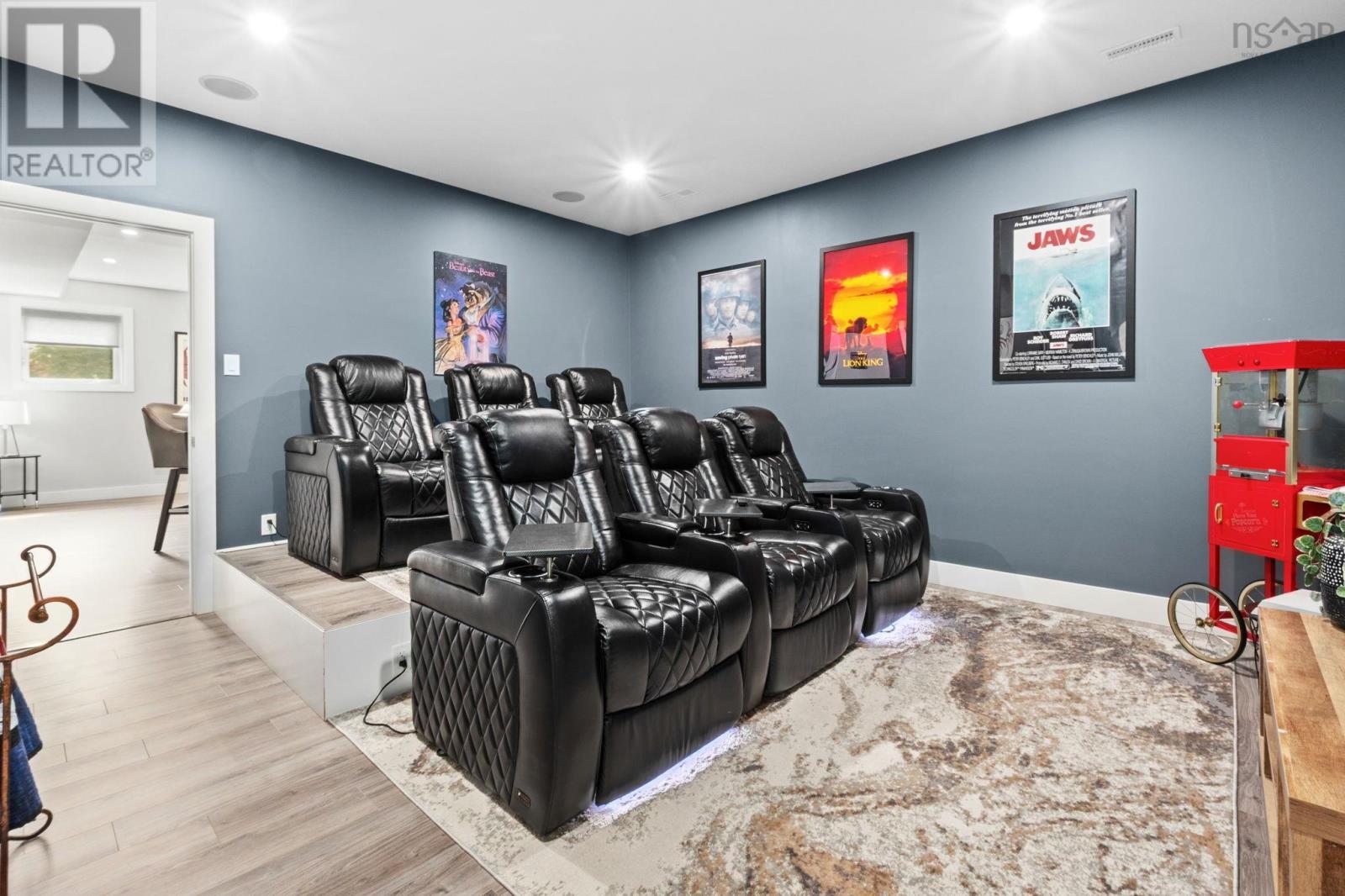 4 Crownridge Drive - 32