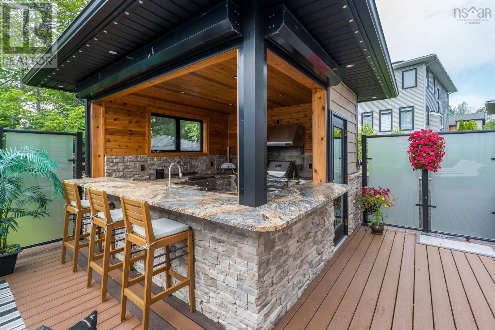 4 Crownridge Drive - 36