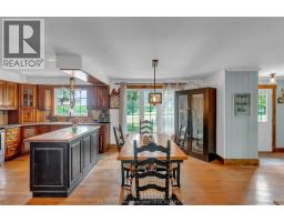 3pc Ensuite bath - 6653 St Philippes Line, Grande Pointe, ON N0P1S0 Photo 10