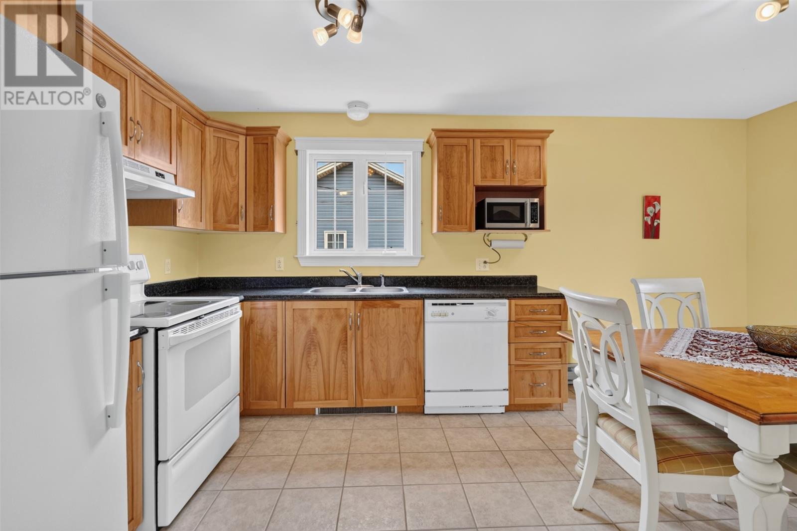 25 - 27 Bishops Road, Bay Roberts — photo 3