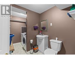 33 Dunluce Crescent thumbnail 14