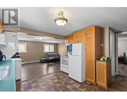 33 Dunluce Crescent thumbnail 16