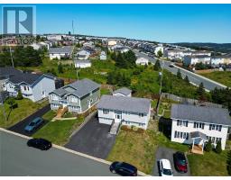 33 Dunluce Crescent thumbnail 2