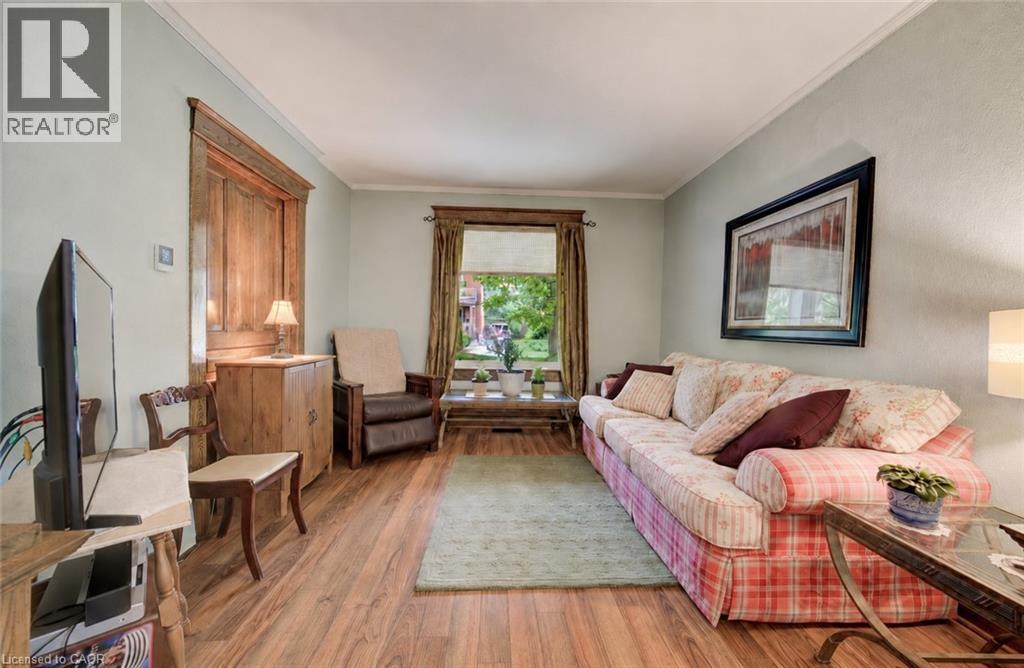 46 ELLEN Street W - 16