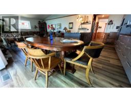 Kitchen - 965 West Shore Road, Pelee Island, ON N0R1M0 Photo 12