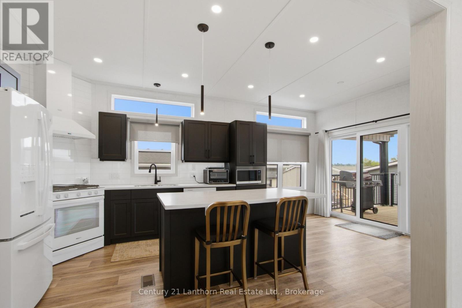 #25 484 FRANKFORD STIRLING ROAD - Image 11