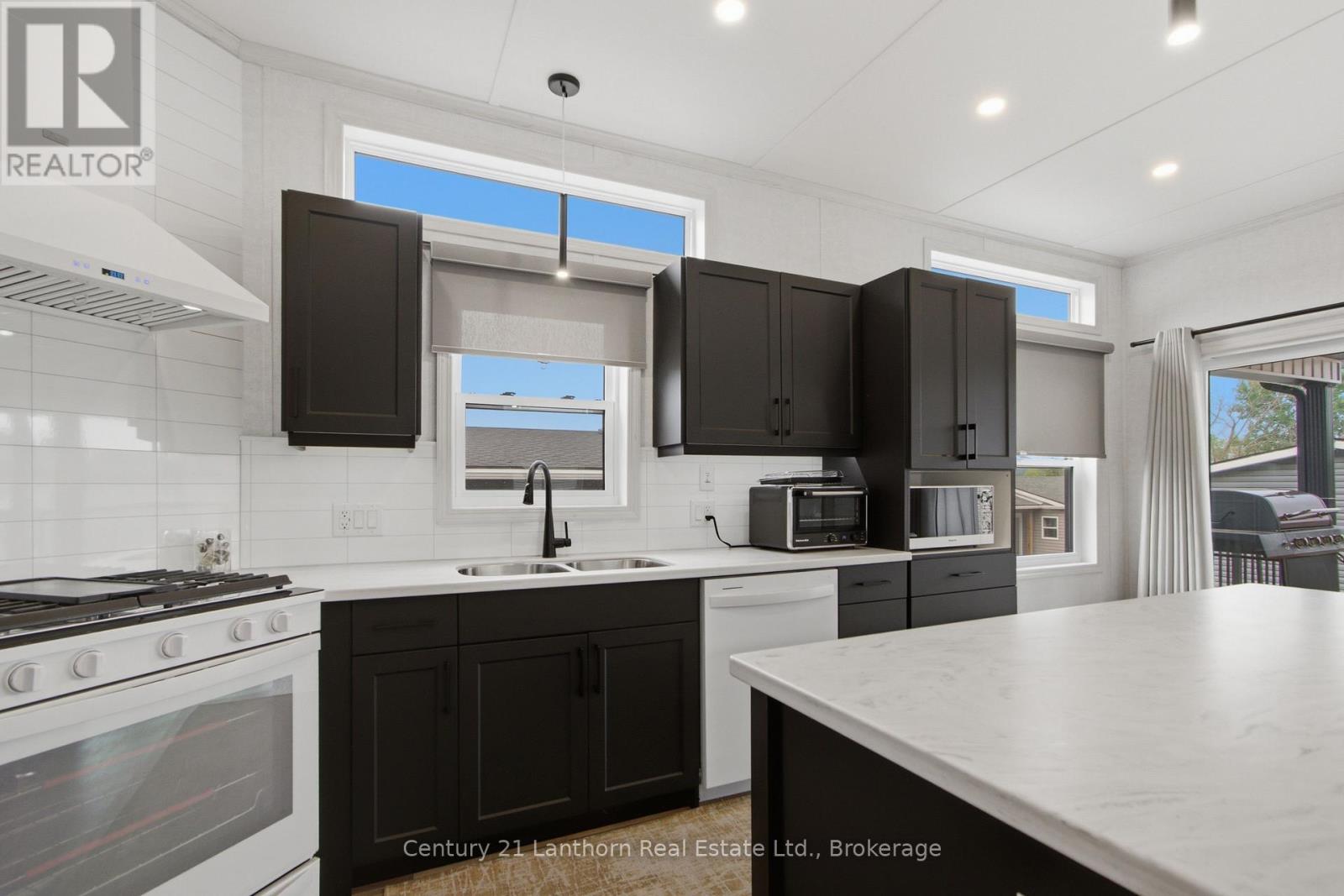 #25 484 FRANKFORD STIRLING ROAD - Image 13