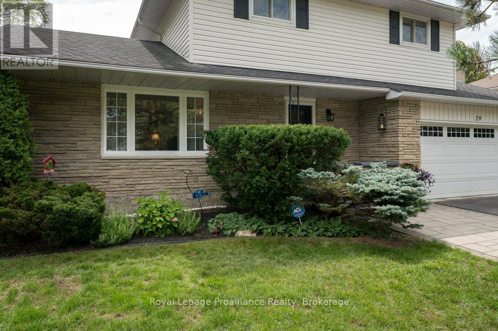 29 HOPE CRESCENT - Image 6