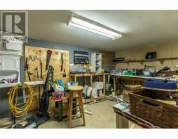 191 Cumberland Crescent thumbnail 25