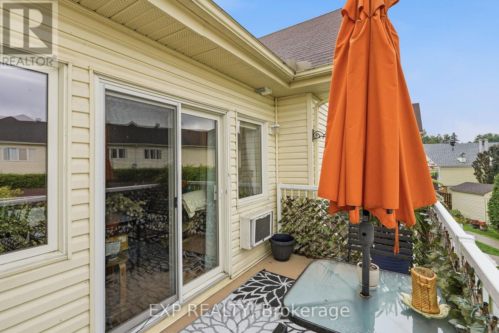 #206 2689 SYLVAIN STREET - Image 25