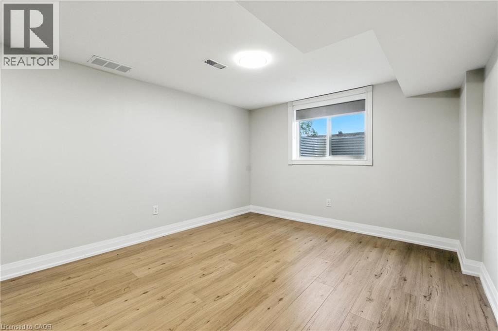 929 UPPER OTTAWA Street - 23