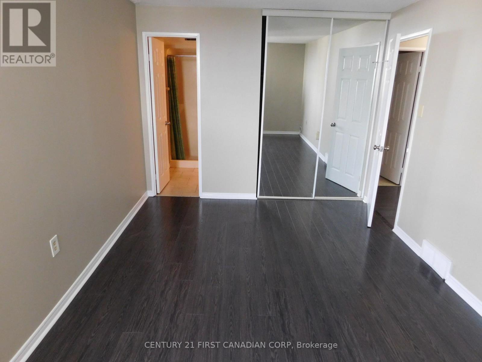 #2004 323 COLBORNE STREET - Image 17