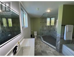 5381 Desmarais, Sudbury, ON P3P1R7 Photo 27