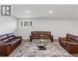 5381 Desmarais, Sudbury, ON P3P1R7 Photo 40