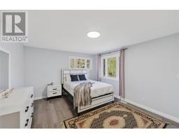 5381 Desmarais, Sudbury, ON P3P1R7 Photo 44