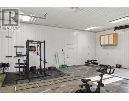5381 Desmarais, Sudbury, ON P3P1R7 Photo 52