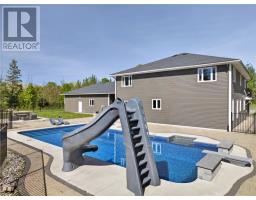 5381 Desmarais, Sudbury, ON P3P1R7 Photo 61