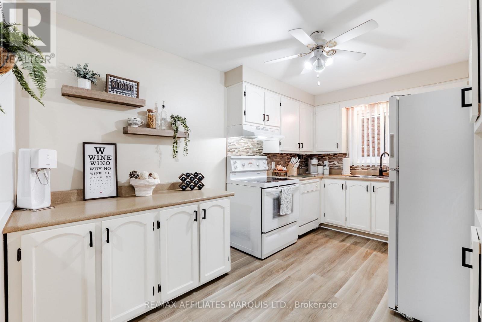 709 CHAMPLAIN DRIVE - 15