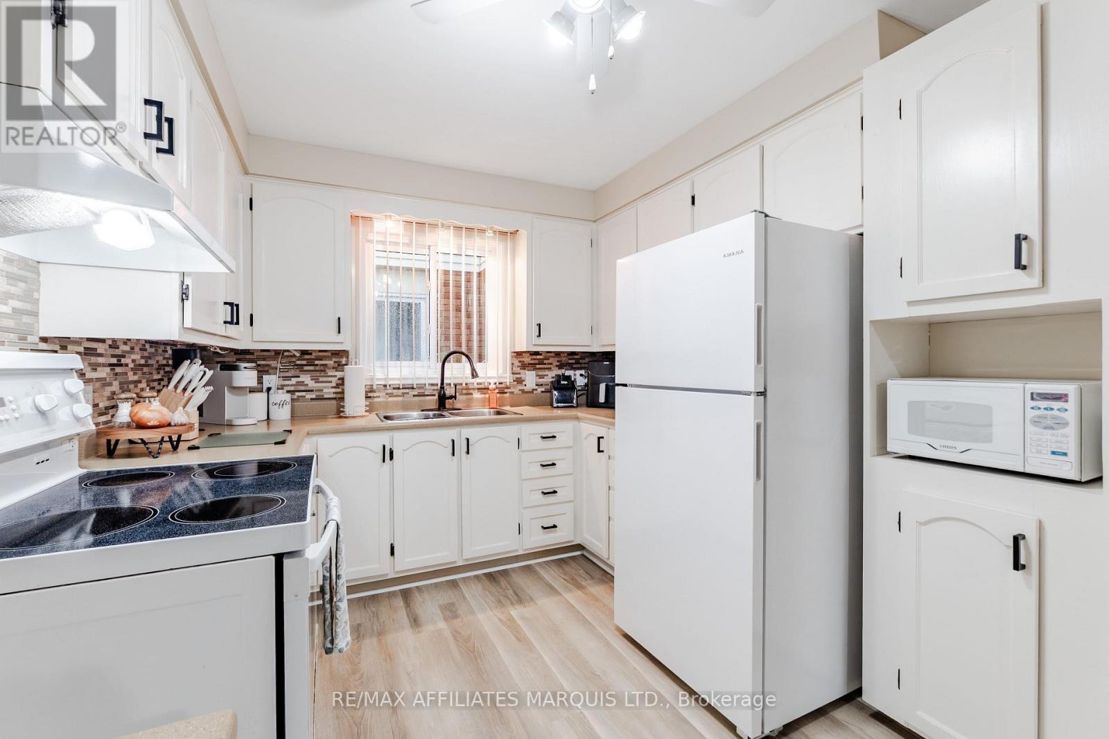 709 CHAMPLAIN DRIVE - 17