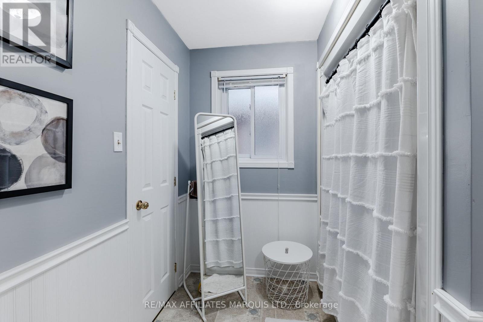 709 CHAMPLAIN DRIVE - 24