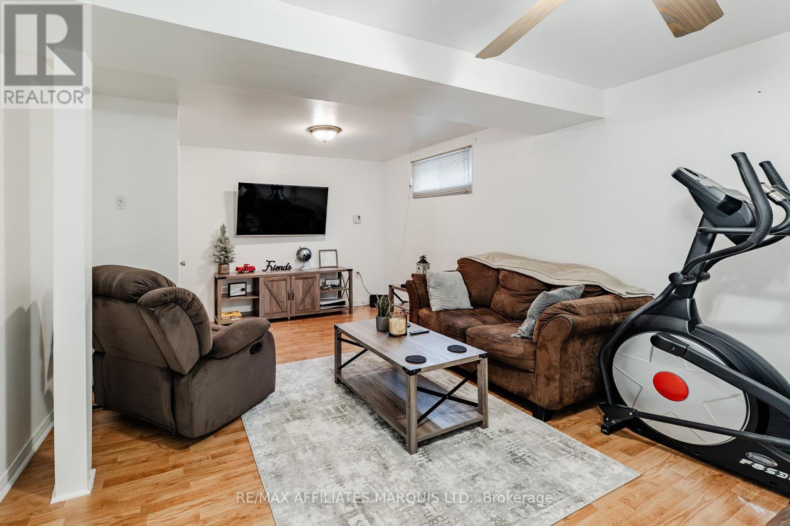 709 CHAMPLAIN DRIVE - 34