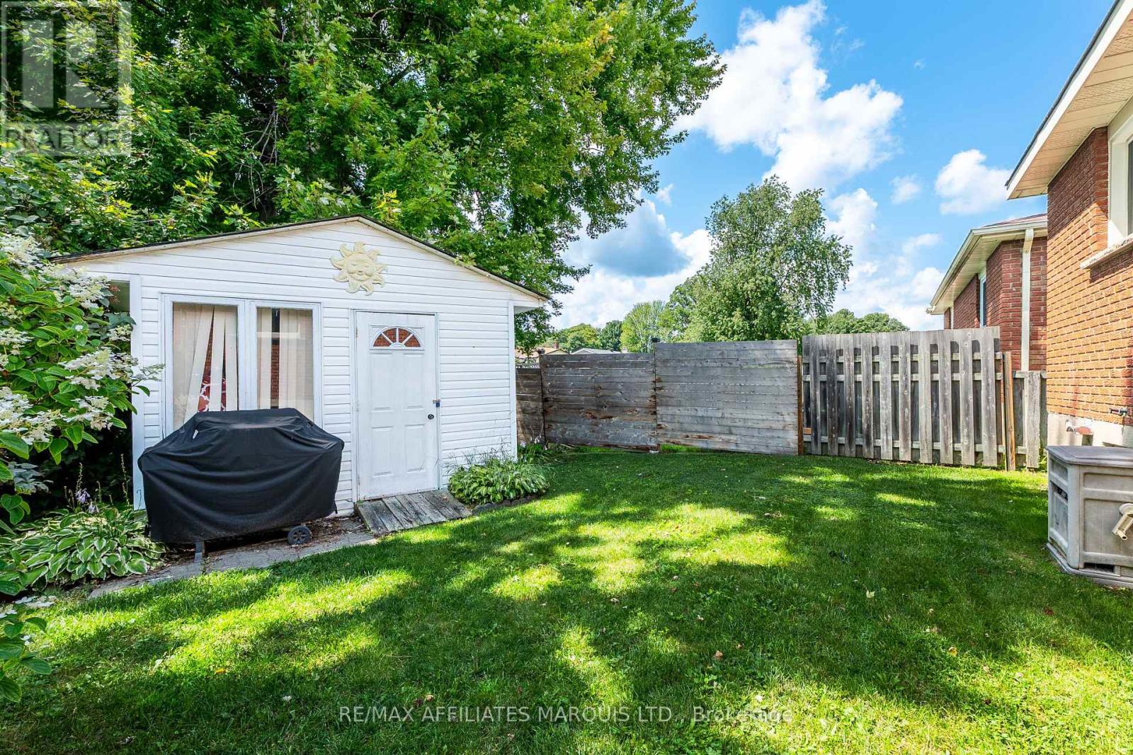 709 CHAMPLAIN DRIVE - 45
