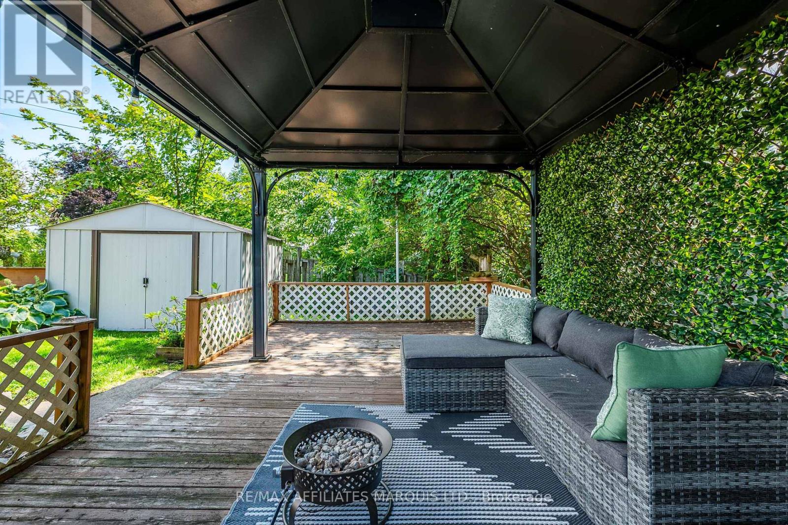 709 CHAMPLAIN DRIVE - Image 46