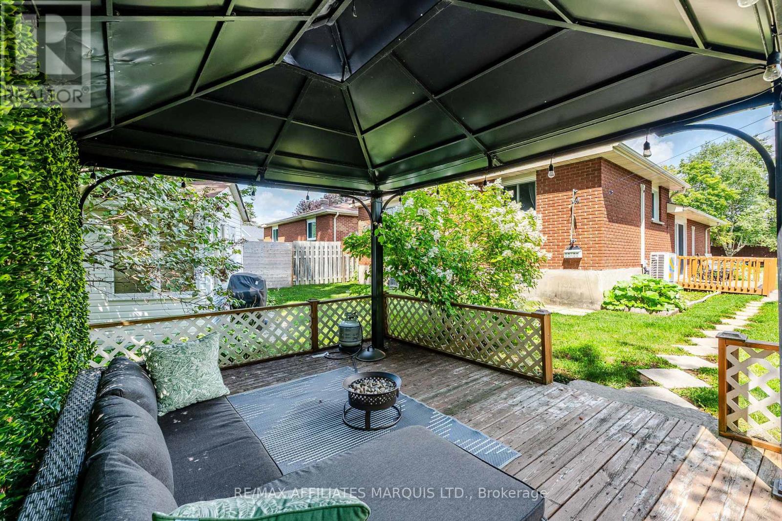 709 CHAMPLAIN DRIVE - Image 47