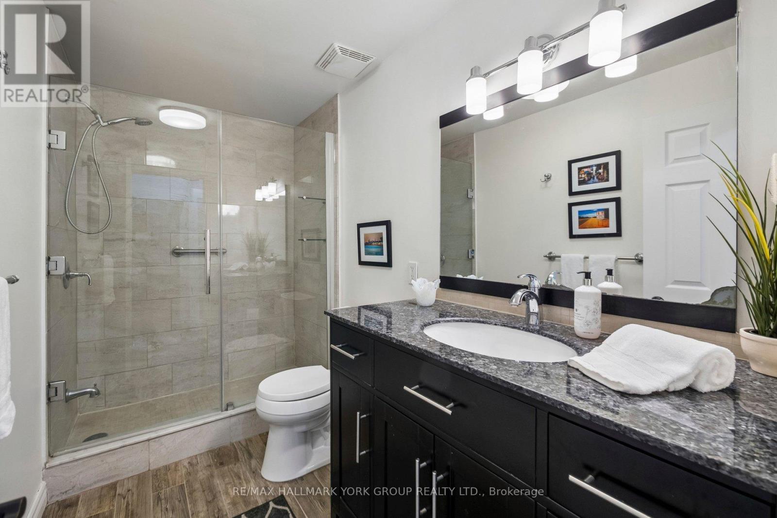 37 ARNOLD CRESCENT - 16