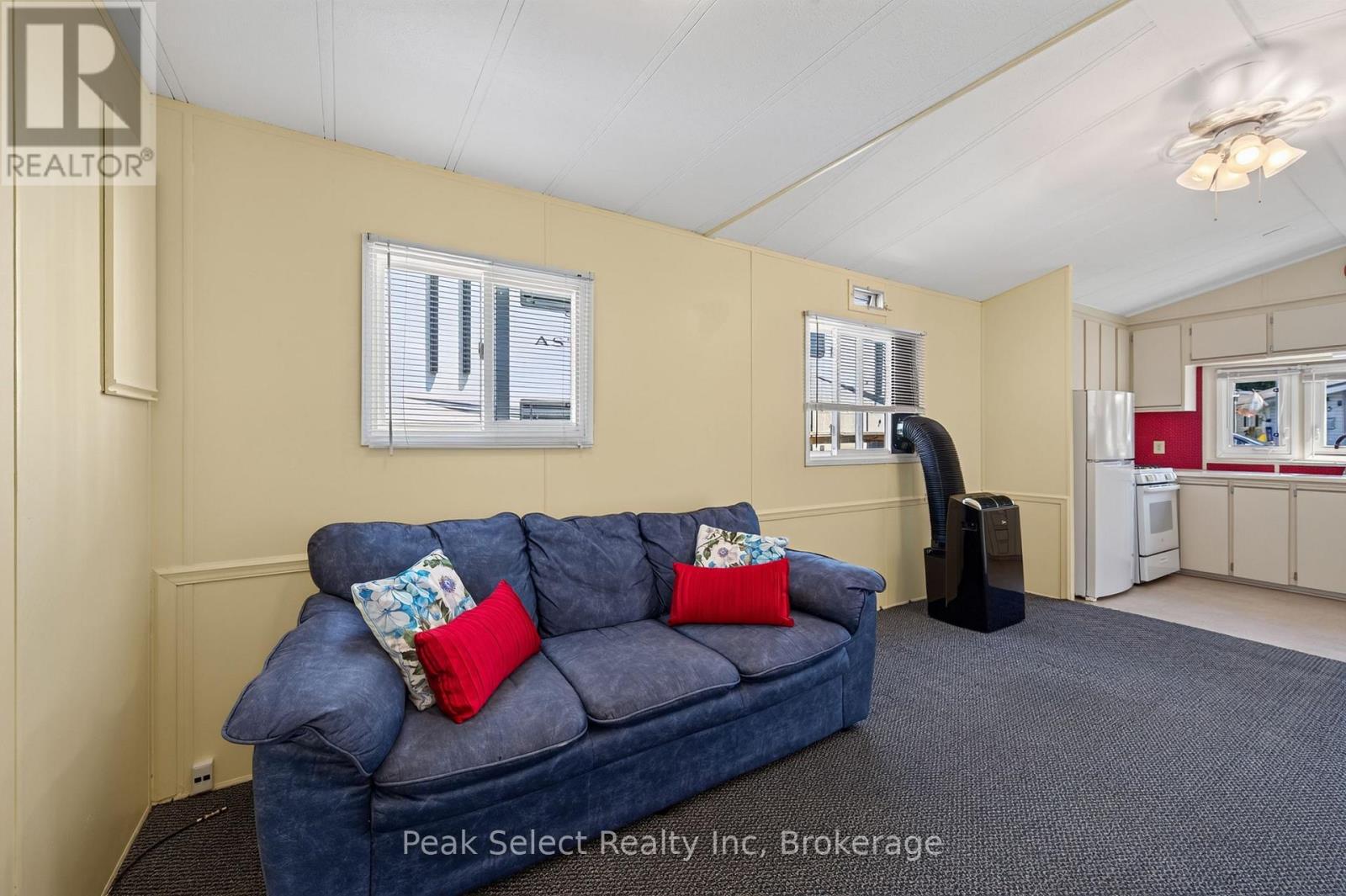 #205 198 SPRINGBANK DRIVE - 14