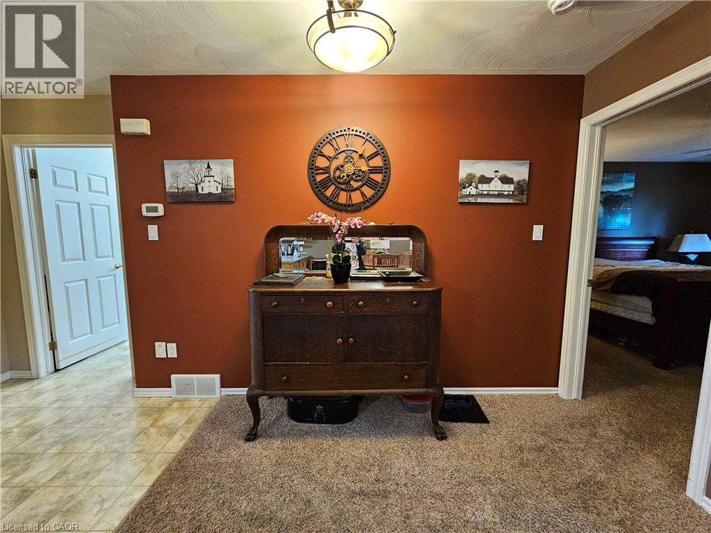 #7 74 WILSON Avenue - 6