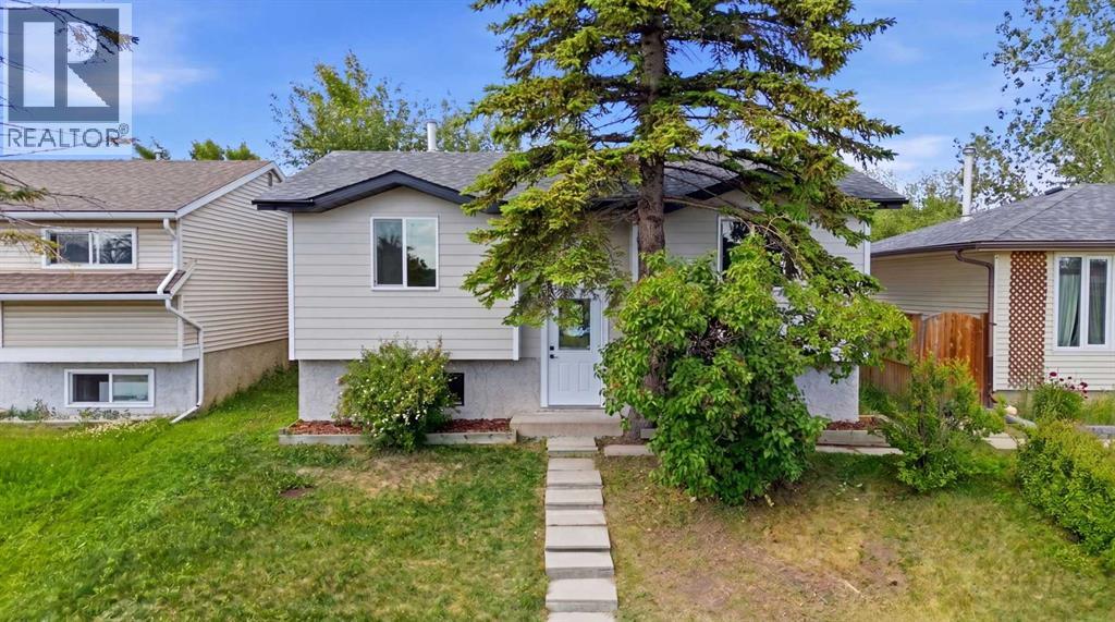 131 Fallswater Road NE, Falconridge, Calgary photo 5