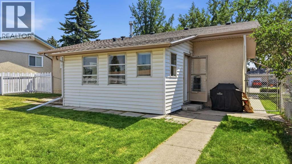 36 Anders Street, Red Deer