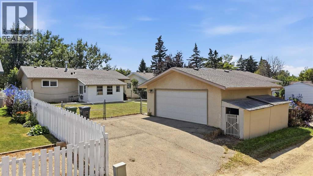 36 Anders Street, Red Deer