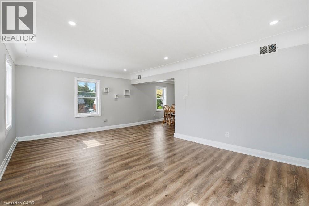 773 LAWRENCE Road - 15