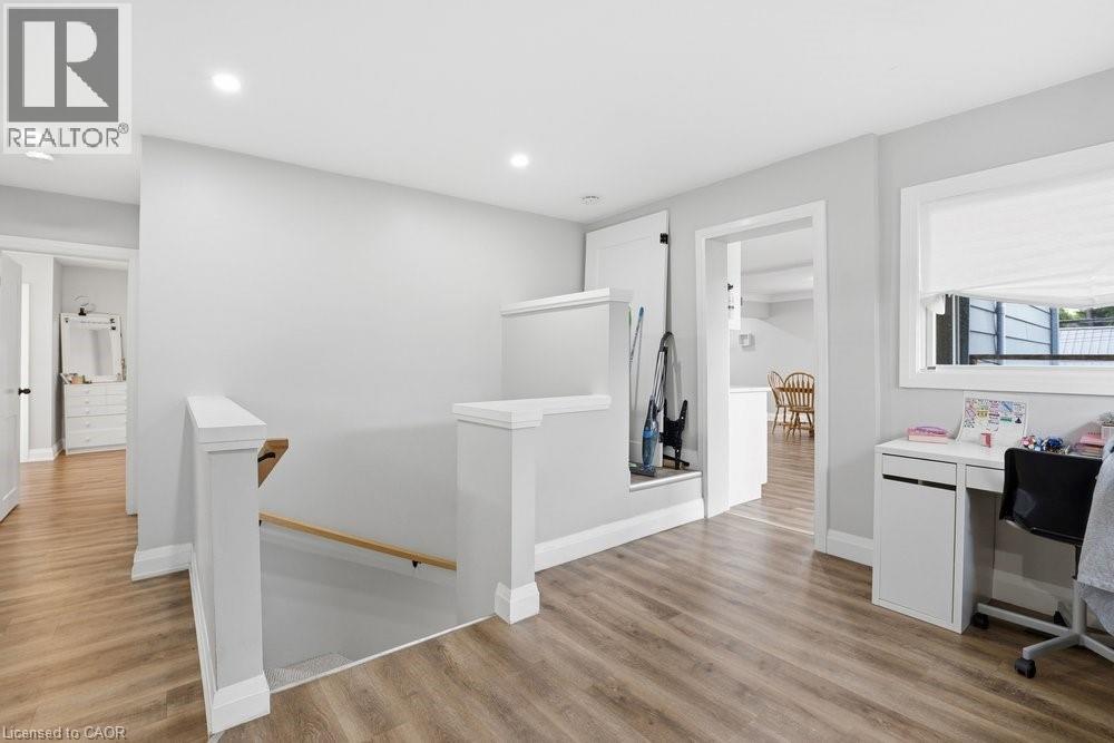 773 LAWRENCE Road - 20