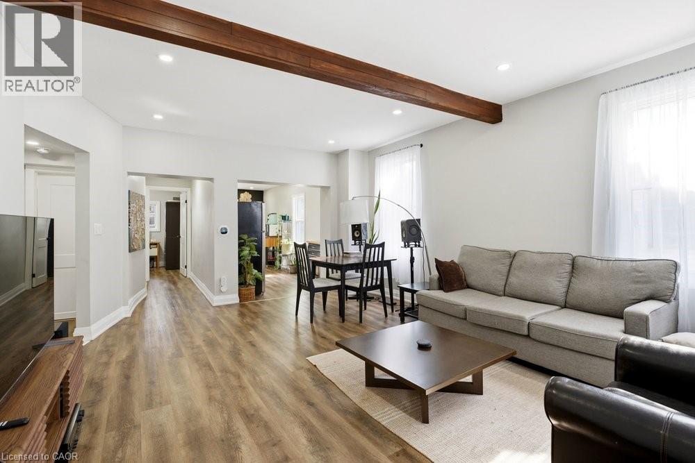 773 LAWRENCE Road - 3