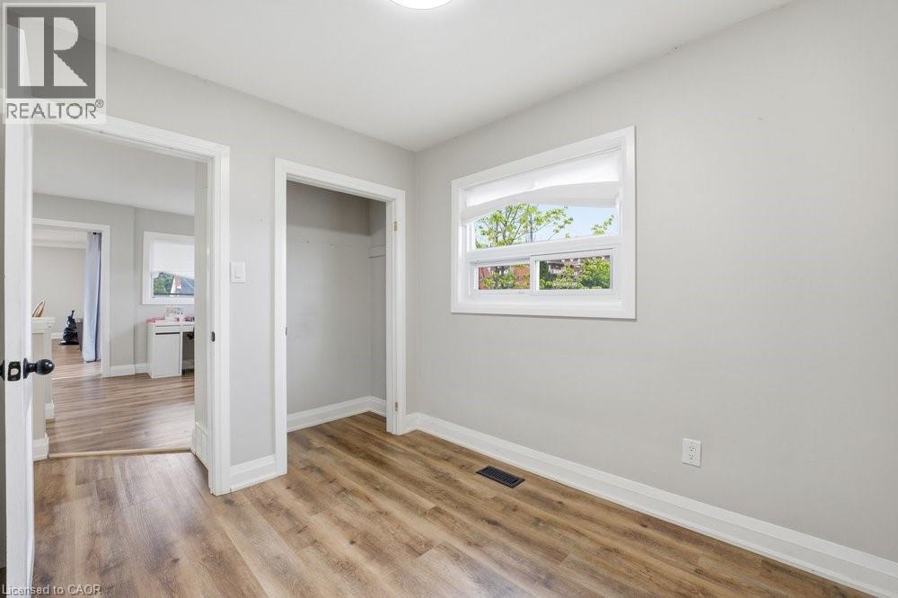 773 LAWRENCE Road - 23