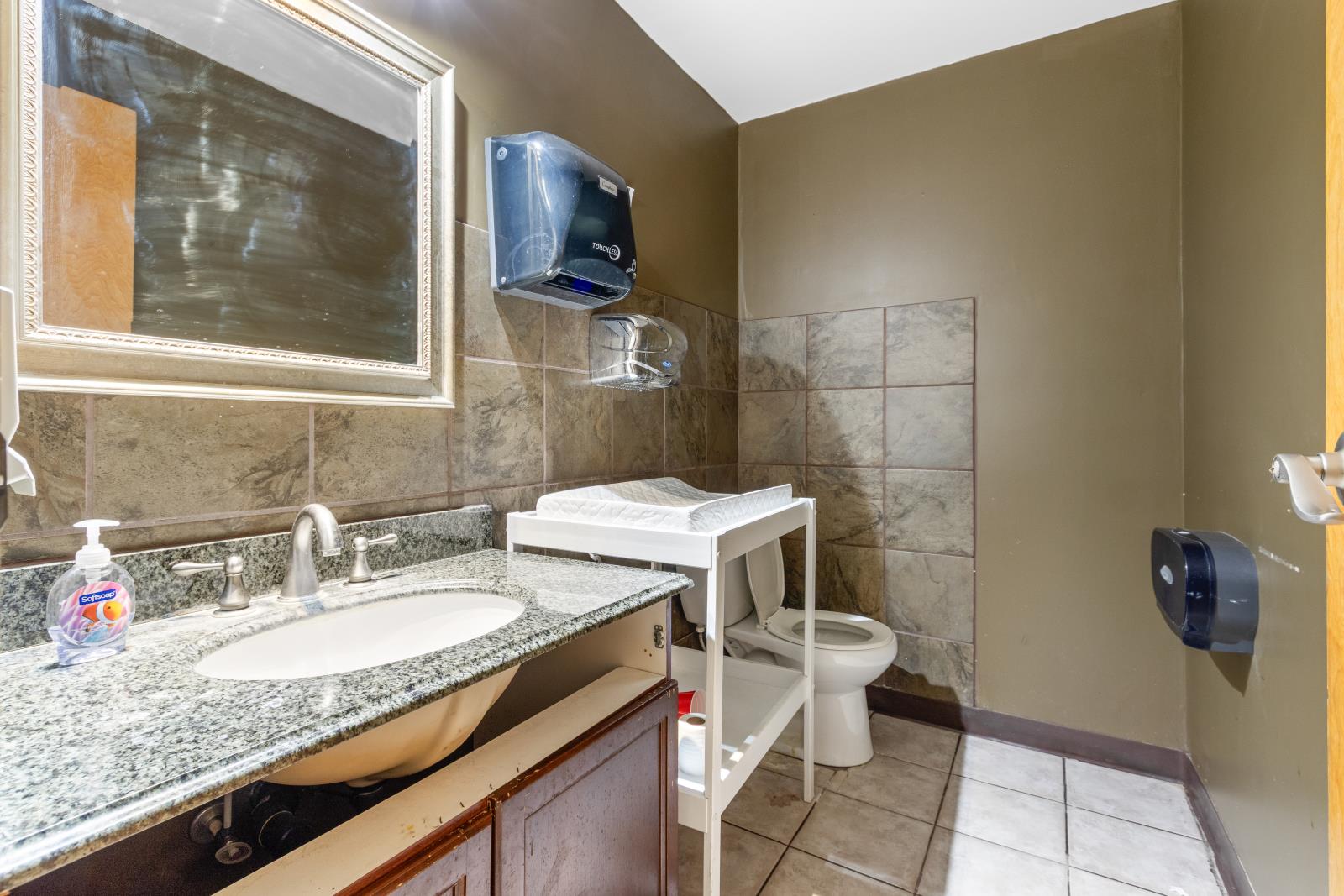 5012 50 Street - Photo 12