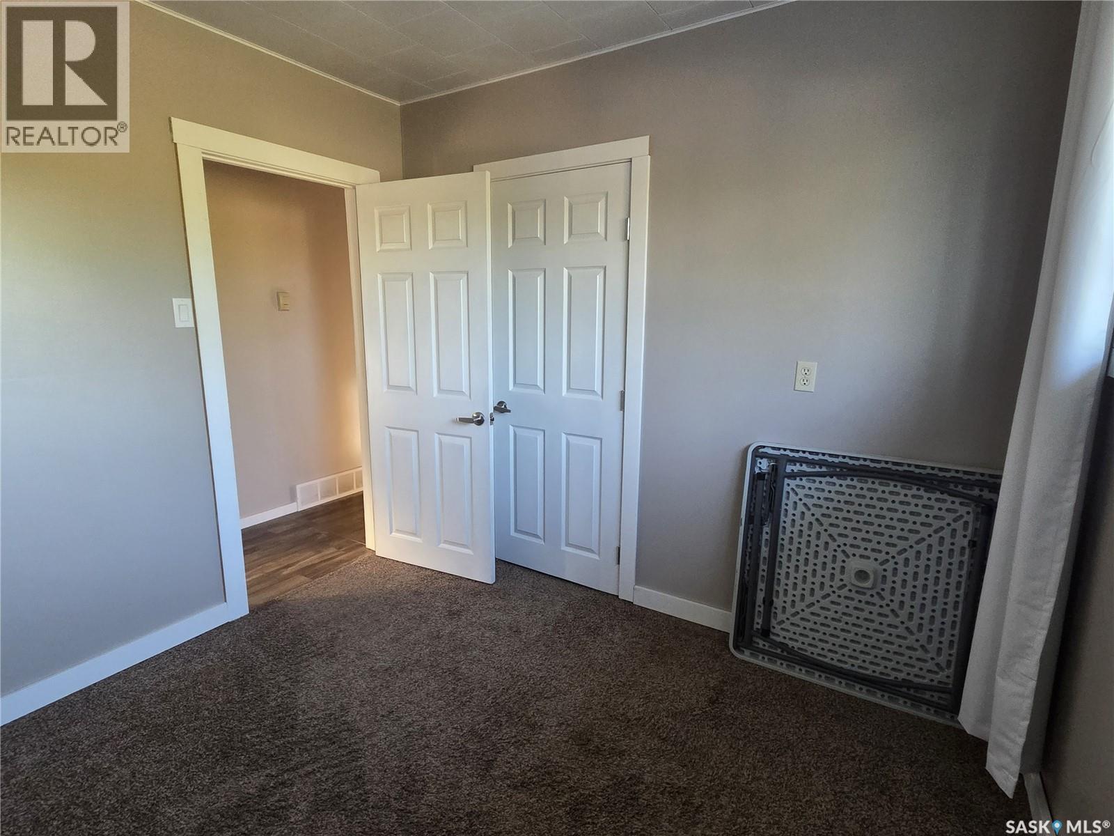 220 4TH STREET NW - 11