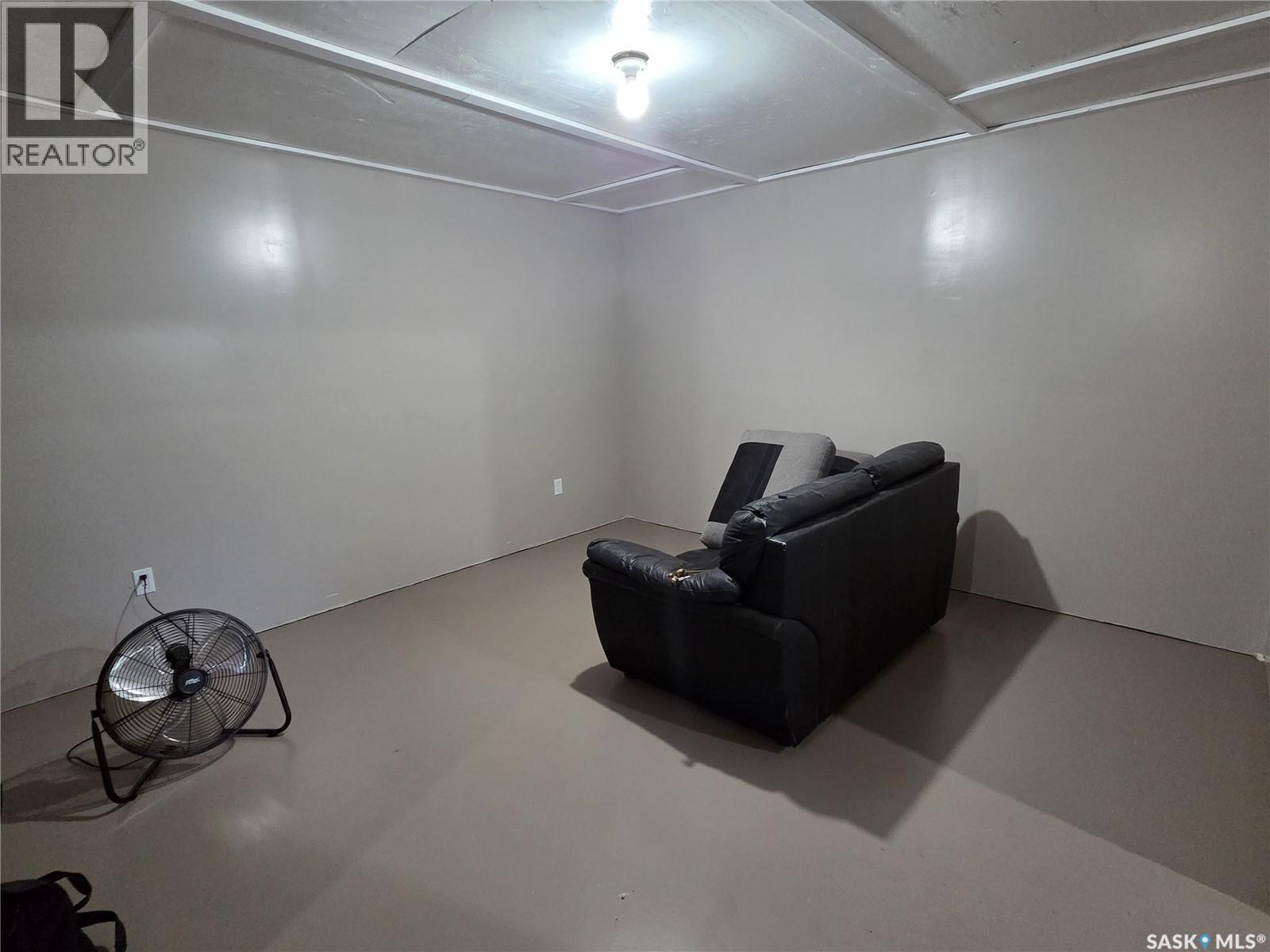 220 4TH STREET NW - 13