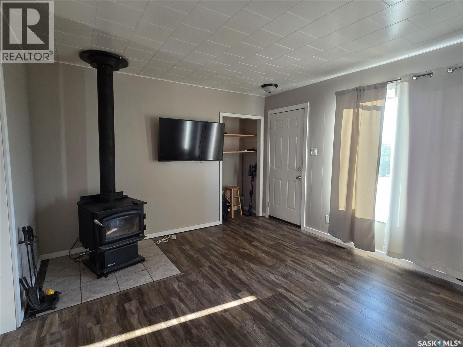 220 4TH STREET NW, Wadena — photo 3