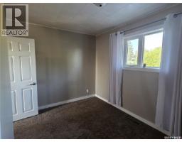 Bedroom - 220 4th Street Nw, Wadena, SK S0A4J0 Photo 8