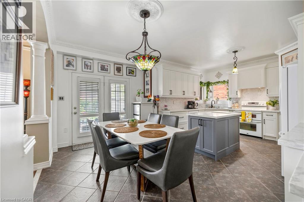 11 DOWNEY Drive - Image 16