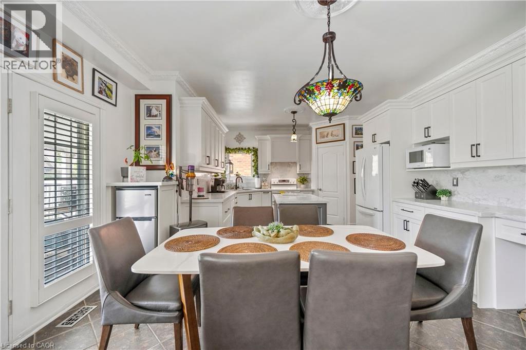 11 DOWNEY Drive - Image 17