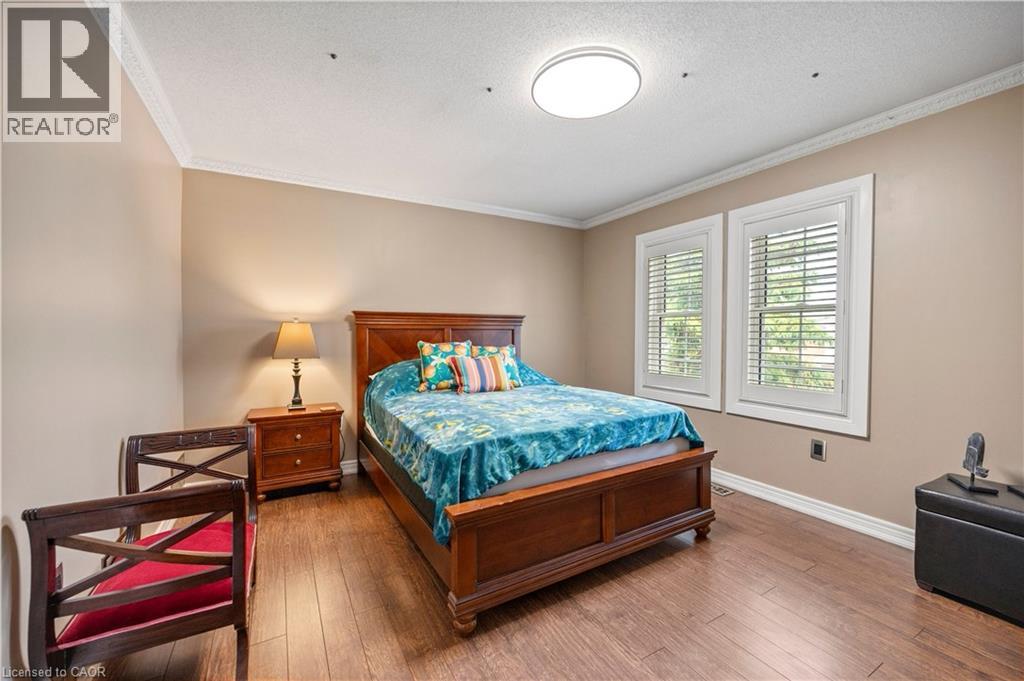 11 DOWNEY Drive - 38