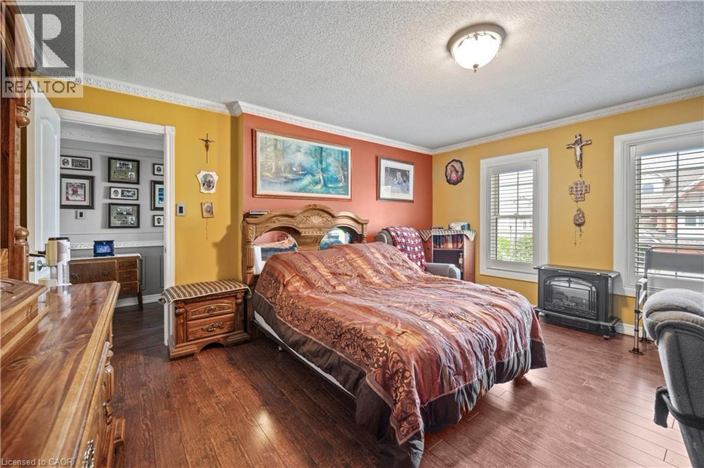 11 DOWNEY Drive - Image 40