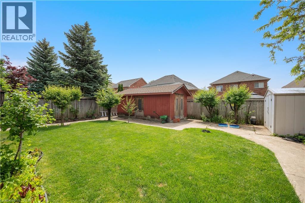 11 DOWNEY Drive - 49